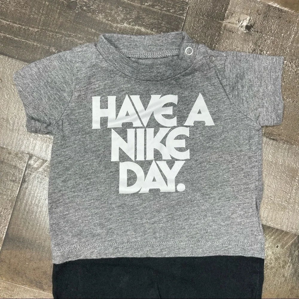 Nike Have A Nice Day Romper size 3 months